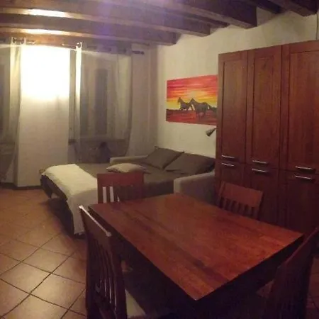 Apartment Monolocale Sul Lago *